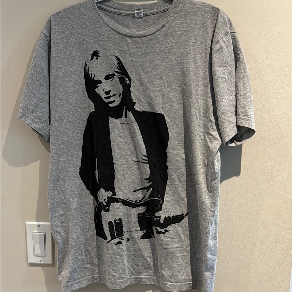 Gray Short Sleeve Graphic Tee - Tom Petty